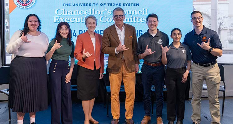 Chancellor Milliken, with UTEP President Heather Wilson, gives the Picks Up! hand symbol with UTEP students, from left, Ashley Delgado, Alexa Carranco, Kyle Jacquez, Carla Sarinana and Max Rothblatt following an enlightening discussion with Dr. Wilson at the El Paso Muesum of Art on Feb. 10.